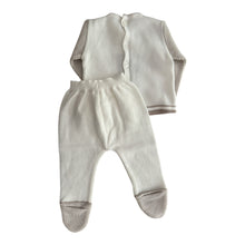 Cargar imagen en el visor de la galería, Traje Tejido Beige con Mocca