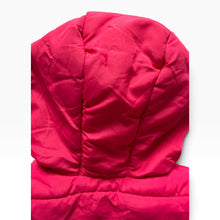 Cargar imagen en el visor de la galería, Chaqueta Enguatada Fucsia
