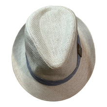 Cargar imagen en el visor de la galería, Sombrero Blanco
