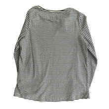 Cargar imagen en el visor de la galería, Blusa de Patines - NUEVA
