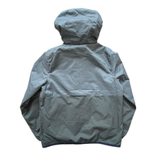 Cargar imagen en el visor de la galería, Chaqueta Rompeviento Verde - NUEVO
