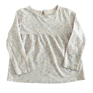 Blusa Rosada con Flores Celestes