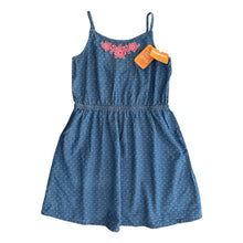 Cargar imagen en el visor de la galería, Vestido Denim con Flores - NUEVO
