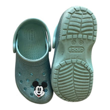 Cargar imagen en el visor de la galería, Crocs de Glitter Turquesa
