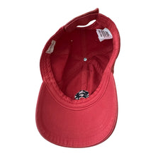 Cargar imagen en el visor de la galería, Gorra Roja de Cangrejo
