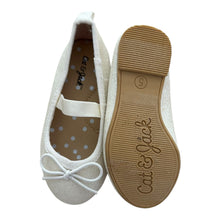 Cargar imagen en el visor de la galería, Zapatillas Beige con Glitter
