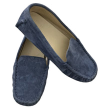 Cargar imagen en el visor de la galería, Suede Loafers Azules
