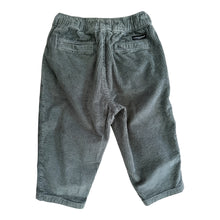 Cargar imagen en el visor de la galería, Pantalón de Corduroy Verde

